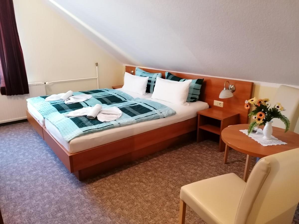 Hotel Garni Zum Goldenen Ring Quedlinburg Eksteriør bilde