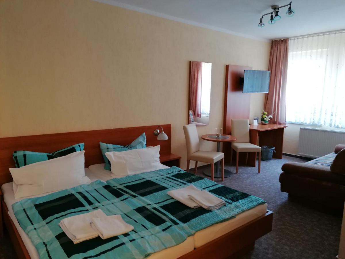 Hotel Garni Zum Goldenen Ring Quedlinburg Eksteriør bilde