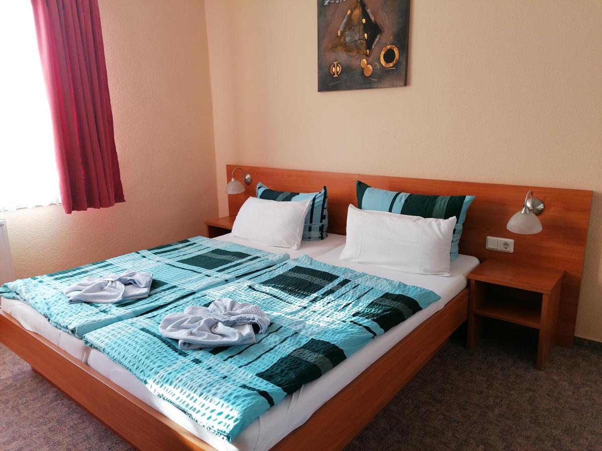 Hotel Garni Zum Goldenen Ring Quedlinburg Eksteriør bilde